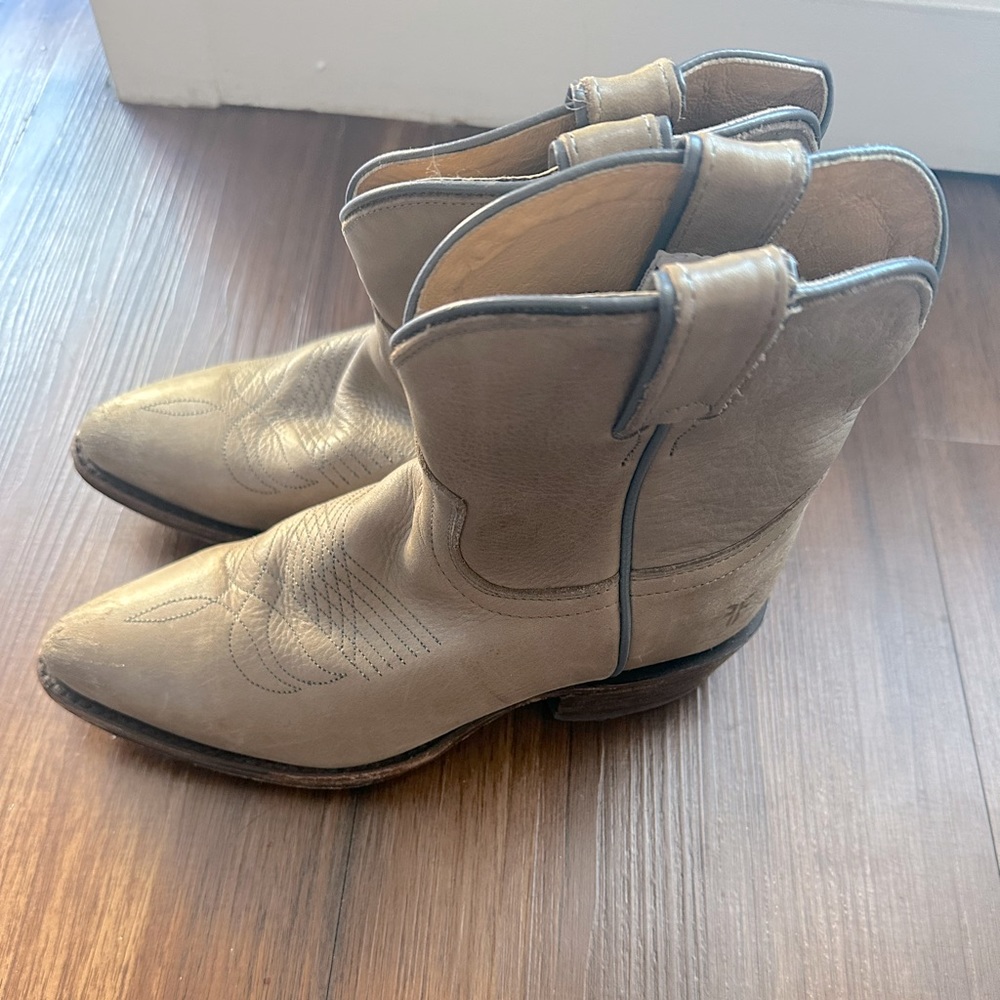 Fyre Cowboy boots
